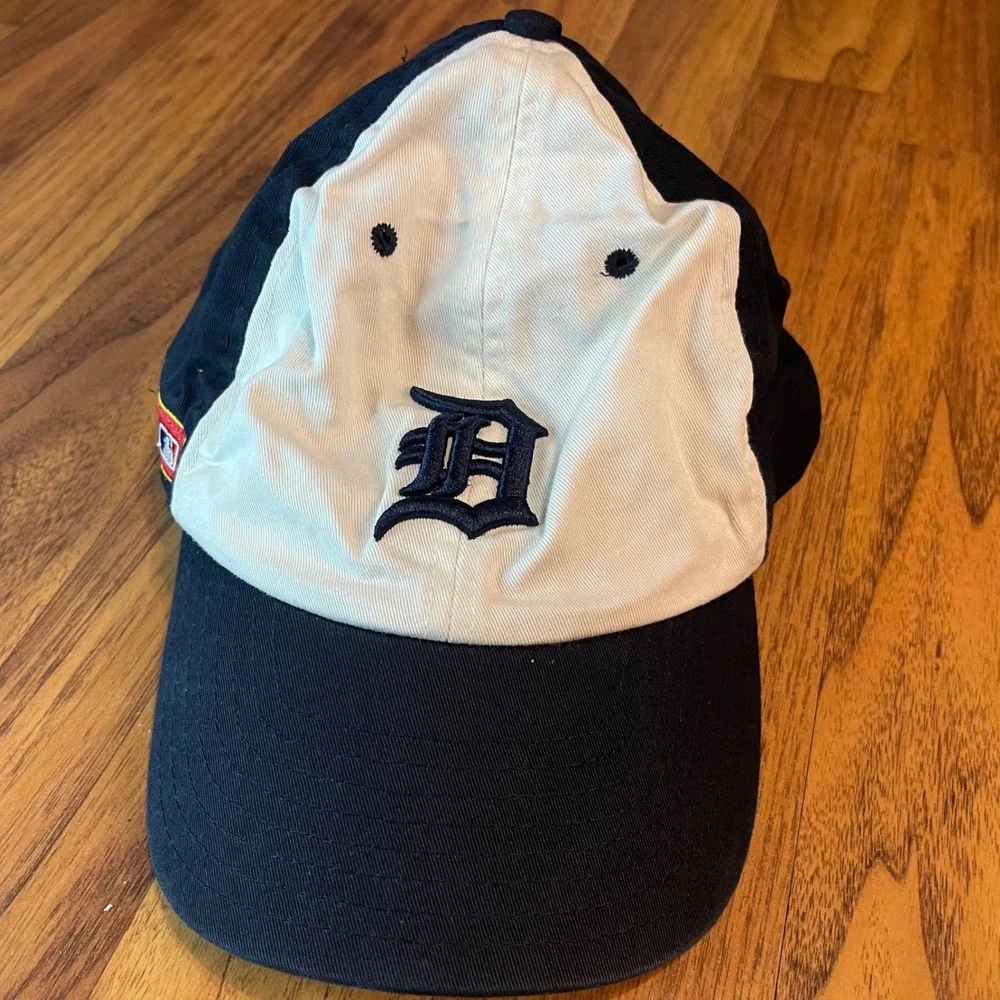 Detroit Tigers Hat MLB Budweiser Game Time Navy White Adjustable Baseball Cap OS